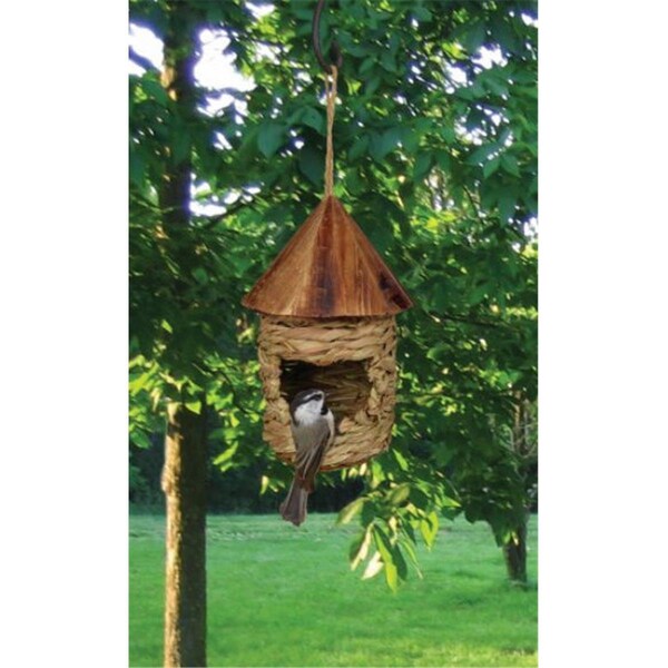 Songbird Essentials Songbird Essentials SE10345 Small Hanging Grass Twine House with Roof - SE10345