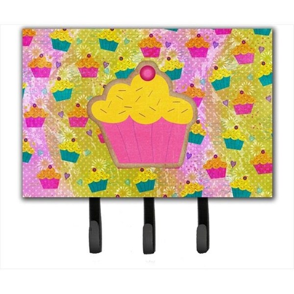 Carolines Treasures Carolines Treasures SB3003TH68 6 x 9 In. Cupcake Leash or Key Holder - SB3003TH68