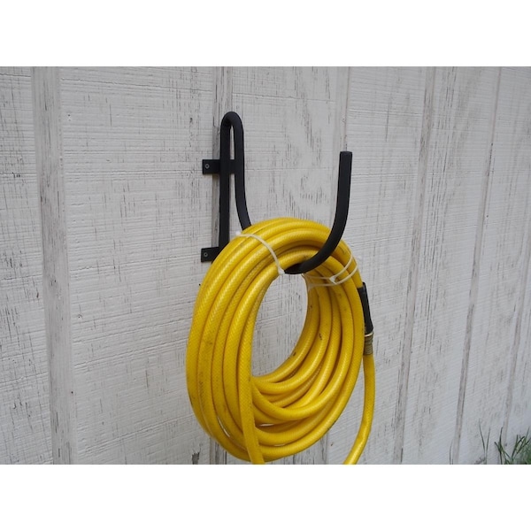 Invernadero Wall Mount Garden Hose Holder Wrought Ion Look Black - IN1821979