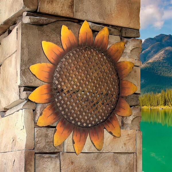 Design Toscano Van Grow Supersized Sunflower Wall Sculpture - FU66999