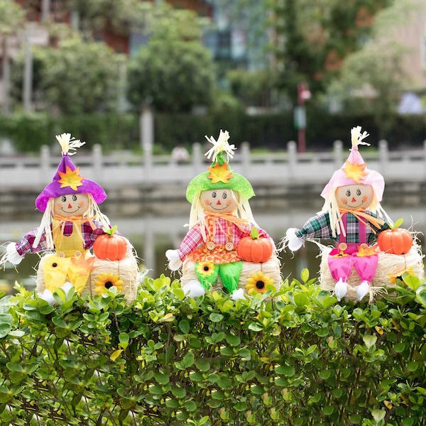 Gardenised Outdoor Fall Decor Halloween Scarecrow for Garden Ornament Sitting on Hay Bale, Straw Multicolor - QI004088