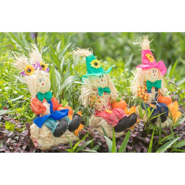 Gardenised Garden Scarecrows Sitting on Hay Bale, PK 3 - QI003721