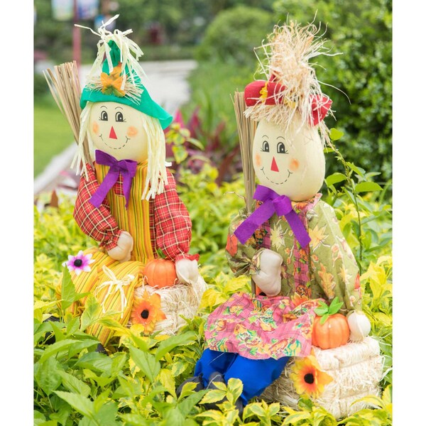 Gardenised Garden Scarecrows Sitting on Hay Bale, PK 2 - QI003719
