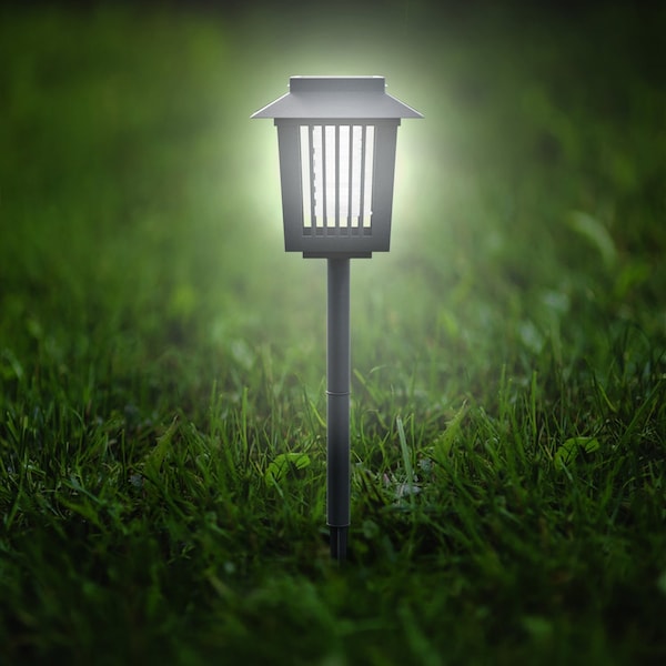 Pure Garden Solar Light and Insect Zapper, Black - 50-173-MOS