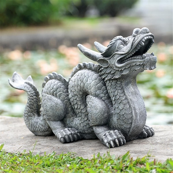 Ricki&Aposs Rugs Honorable Dragon Garden Sculpture - RI2489737