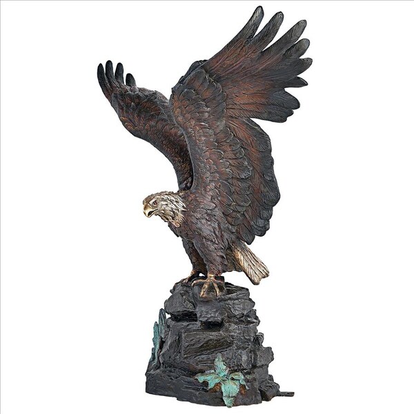 Design Toscano Strength and Patriotism Bald Eagle Cast Bronze Garden Statue - DD2245