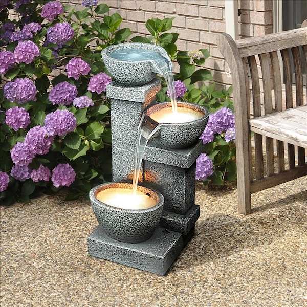 Design Toscano Villa Castle Cascading Three Bowl Garden Fountain - DW96025
