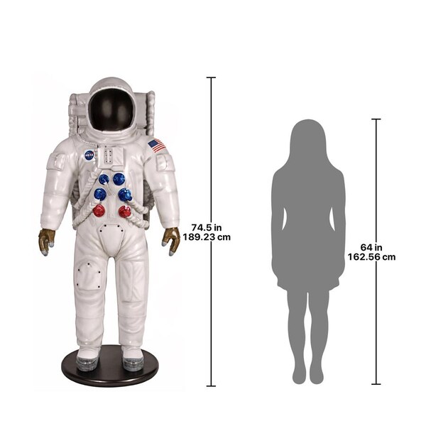 Design Toscano Man on the Moon Astronaut Statue - NE180011