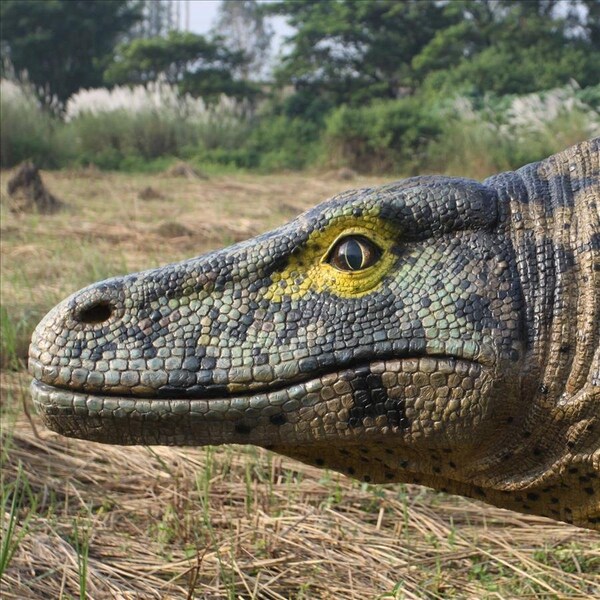 Design Toscano Giant Megalania Monitor Lizard Statue - NE130056