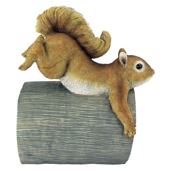 Design Toscano Crash the Squirrel Gutter Guardian Downspout Statue - QM2869000