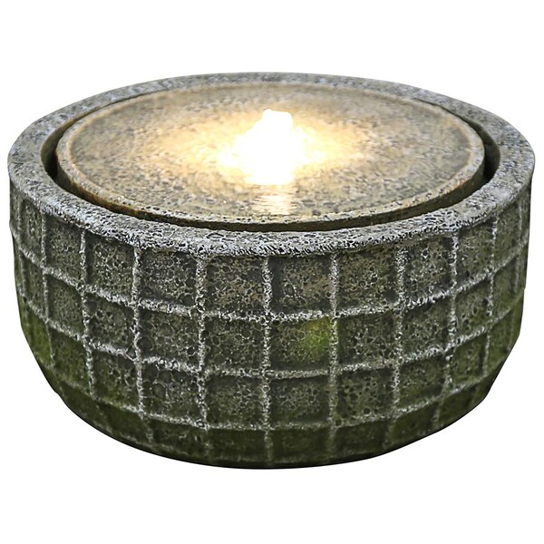 Design Toscano Stone Basket Bubbling Garden Fountain - DW197074