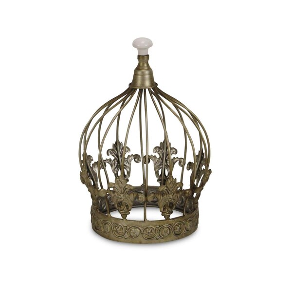 Homeroots 10 x 7.25 x 7.25 in. Vintage Look Silver Crown Sculpture - 399653
