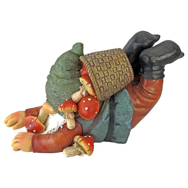 Design Toscano Clumsy Karl the Mushroom Hunter Gnome Statue - QM2477000