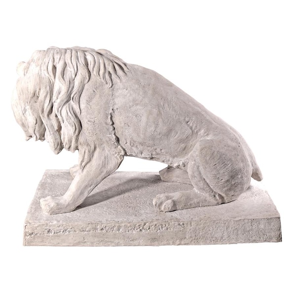 Design Toscano Kingsbury Garden Giant Lion Sentinel Statues: Looking Right - NE203072