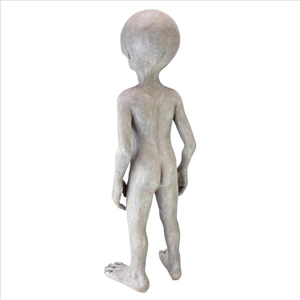 Design Toscano The Out-of-this-World Alien Extra Terrestrial Statue: Large - LY612299