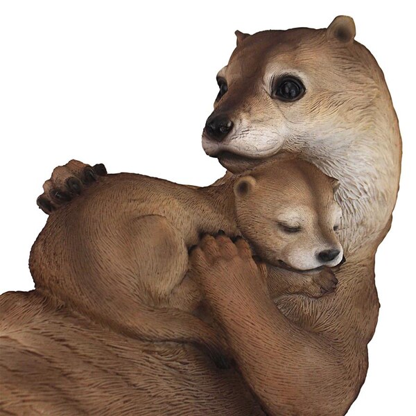 Design Toscano Embracing Love Mother and Child Otter Statue - JQ8349