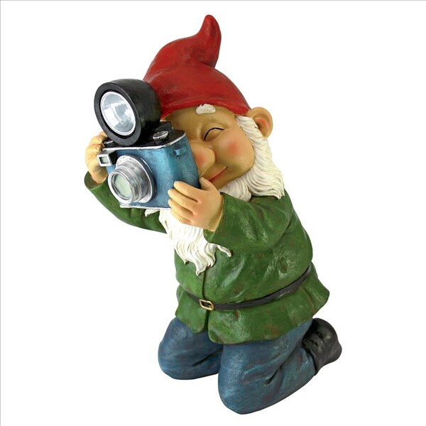 Design Toscano Smile For Me Solar Garden Gnome Statue - QM2779900