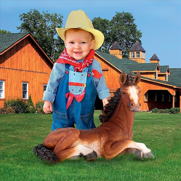 Design Toscano Relaxing Pony Horse Foal Statue - HT766360