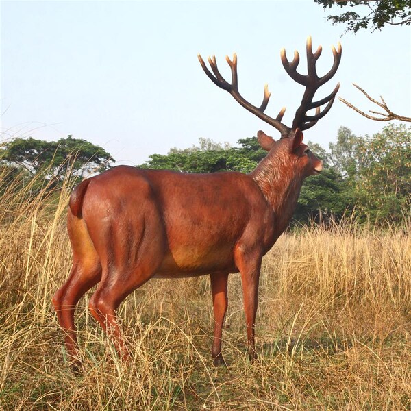 Design Toscano Grande-Scale Red Deer Buck Statue - NE140044