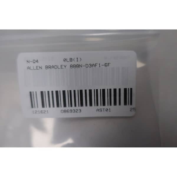 Hembra mini recta de 3 pines Allen Bradley de 16Awg - 888N-D3AF1-6F