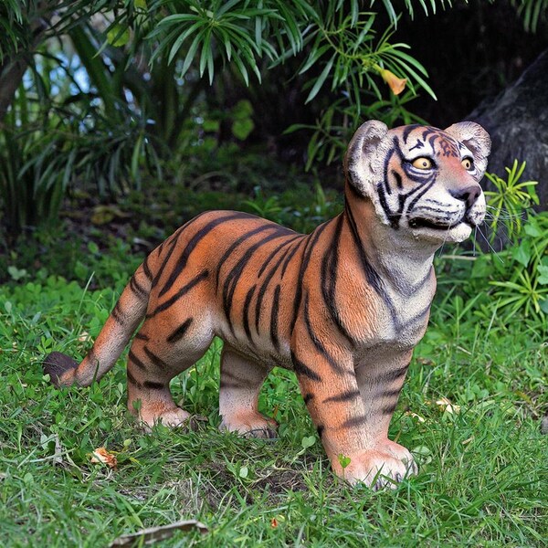 Design Toscano The Grand-Scale Standing Bengal Tiger Cub Statue - NE80150