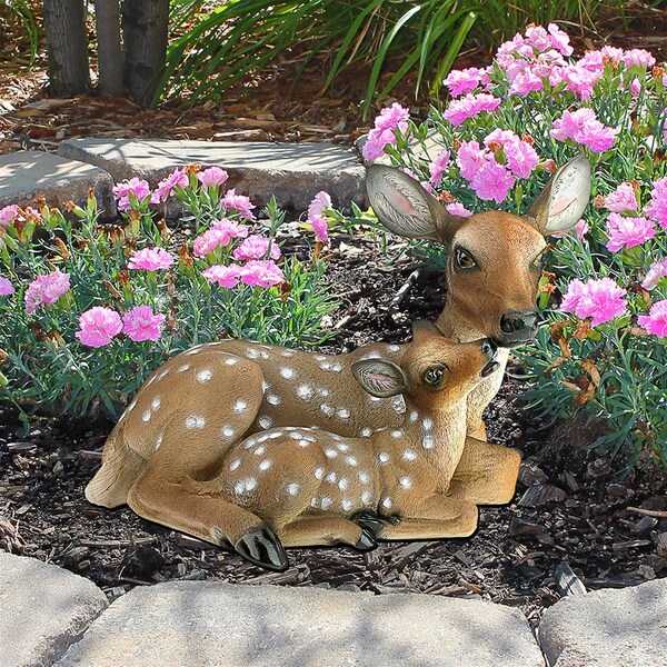 Design Toscano Mothers Love, Doe and Fawn Sculpture - QL55949