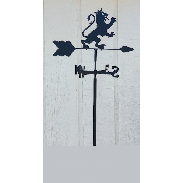 The Lazy Scroll Rampant Lion Garden Mount Weathervane - LIONRAMPANTIN