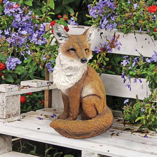 Design Toscano Fabian, the Flamboyant Fox Garden Statue - QM22092