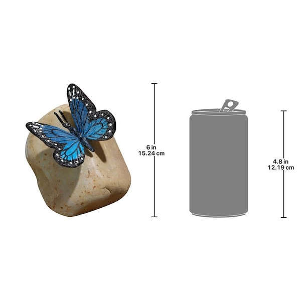 Design Toscano Papilio Ulysses Butterfly on Rock Statue - MP7482
