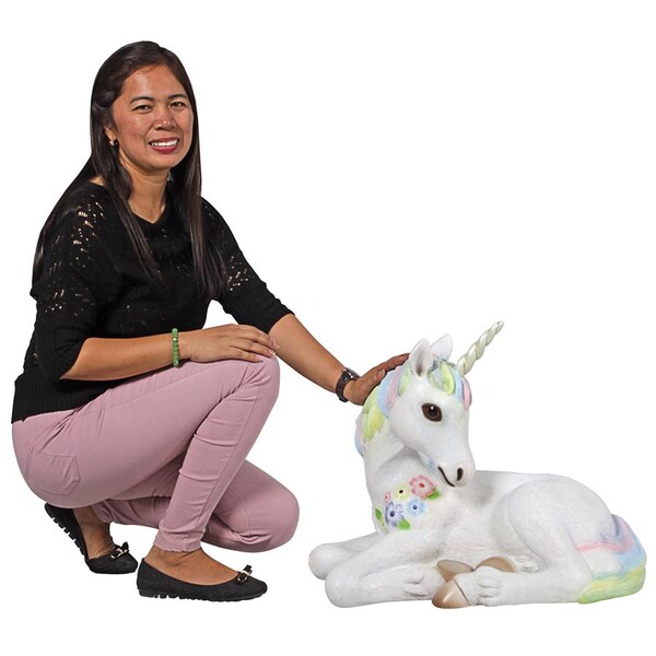 Design Toscano Sparkle the Mystical Magical Resting Unicorn Statue - NE170215
