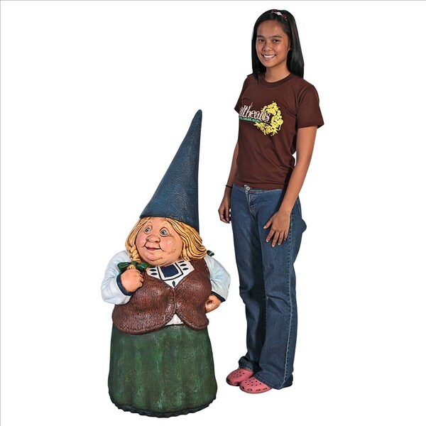 Design Toscano Mother Dagmar, Matriarch of the Gnome Clan - NE100100