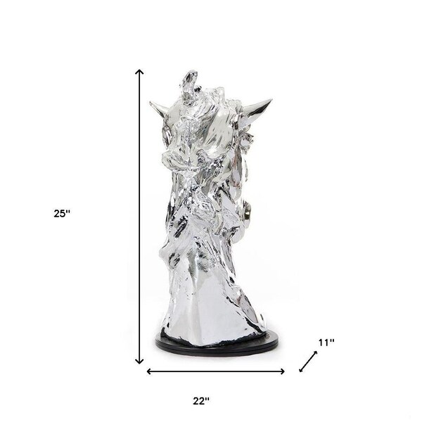 Homeroots Modern Head Sculpture - Silver Horse - 284045