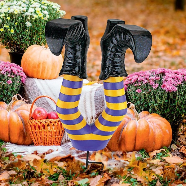 Design Toscano Crash Landing Wicked Witch Legs Garden Stake Statue - AL62383