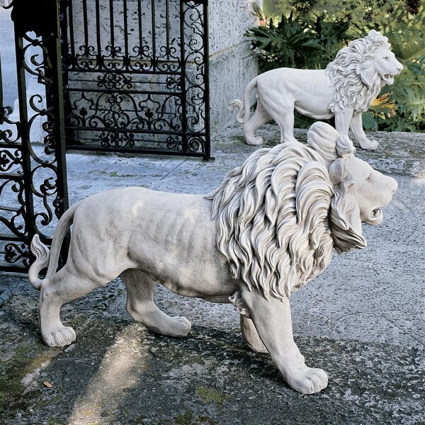 Design Toscano Regal Lion Sentinels of Grisham Manor Statue: Right and Left Set - KY9167