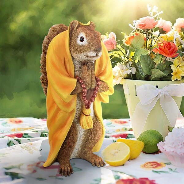 Design Toscano Sensei Monk Zen Garden Squirrel Animal Statue - QM17041
