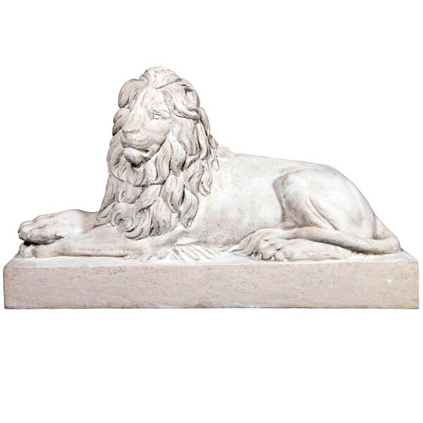 Design Toscano Castle Courtyard Lion Sentinel Statue: Head Left - NE1602752