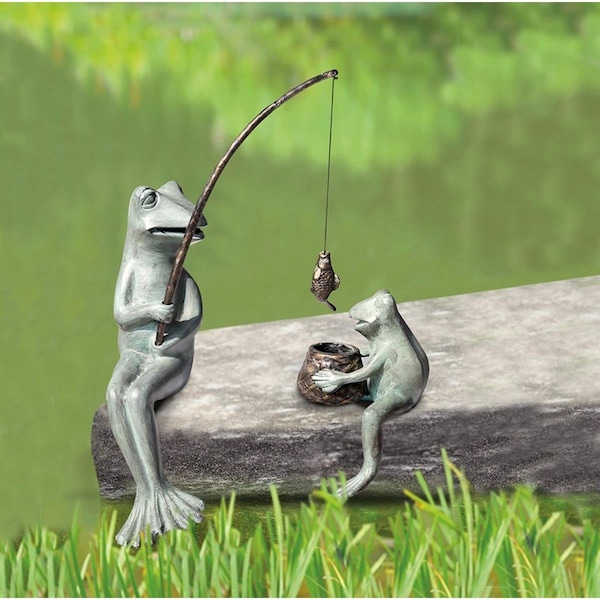 Spi Garden Fishing Frog Mama & Baby Sculpture - 21093