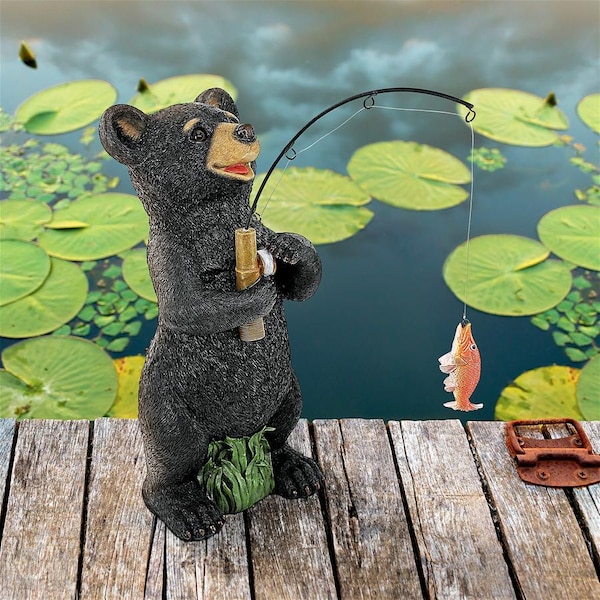 Design Toscano Hooked on Fishing, Fisherman Black Bear Statue - QM2703200
