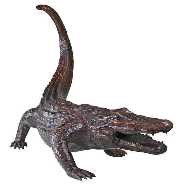 Design Toscano Gator on the Prowl: Spitting Bronze Alligator Garden Statue - SU1860