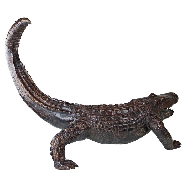 Design Toscano Gator on the Prowl: Spitting Bronze Alligator Garden Statue - SU1860