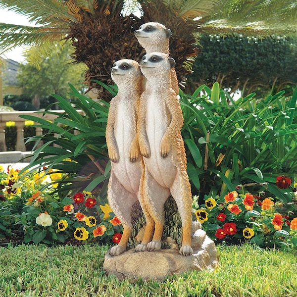 Design Toscano The Meerkat Gang Sculpture: Large - DB32136