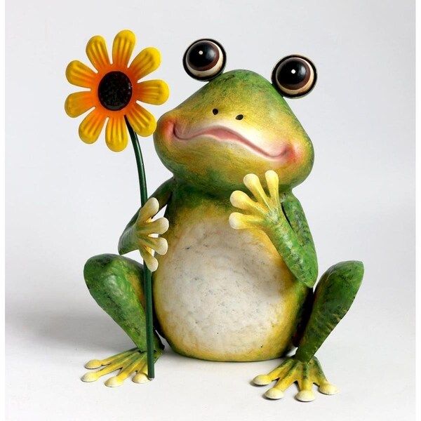 Patio Trasero Metal Frog Holding a Flower Garden Statue - PA2457930