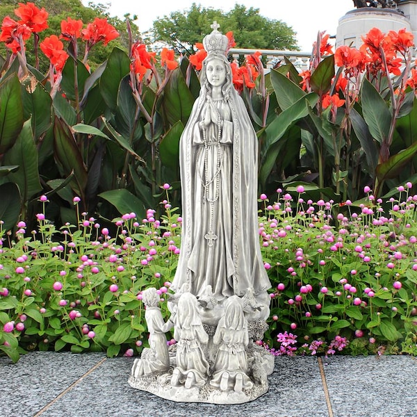 Design Toscano Our Lady of Fatima: Large Statue - HF160280