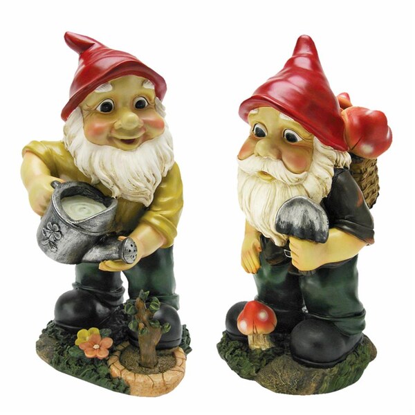 Design Toscano Gulliver and Mushroonie Garden Gnome Statues - QL368825