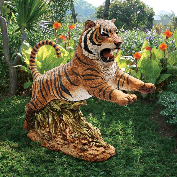 Design Toscano Jungle Cat Leaping Bengal Tiger Statue - DB383098