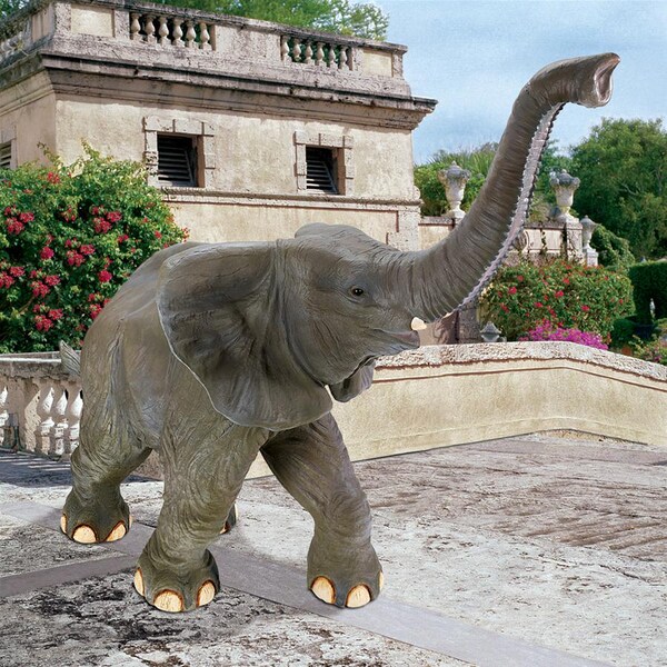 Design Toscano Good Luck, Trunk-Up Baby Elephant Statue - NE90026
