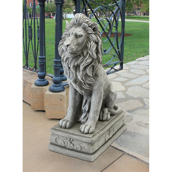Design Toscano Fouquet Royal Palace Sentinel Lion Statue - LY88278