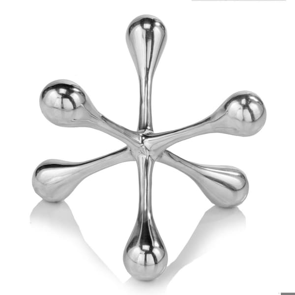Homeroots 7 x 7 x 5.5 in. Silver Cantillo Decorative Jack Sculpture - 354759