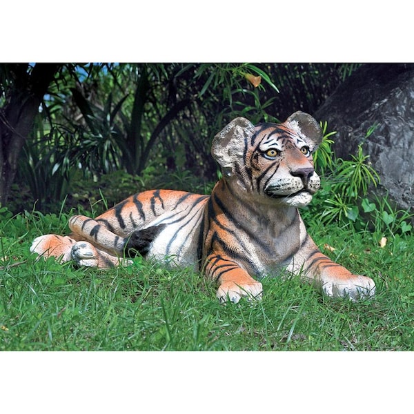 Design Toscano The Grand-Scale Lying Down Bengal Tiger Cub Statue - NE80148