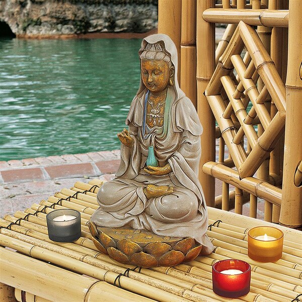 Design Toscano Goddess Guan Yin Seated on a Lotus Statue - EU1017
